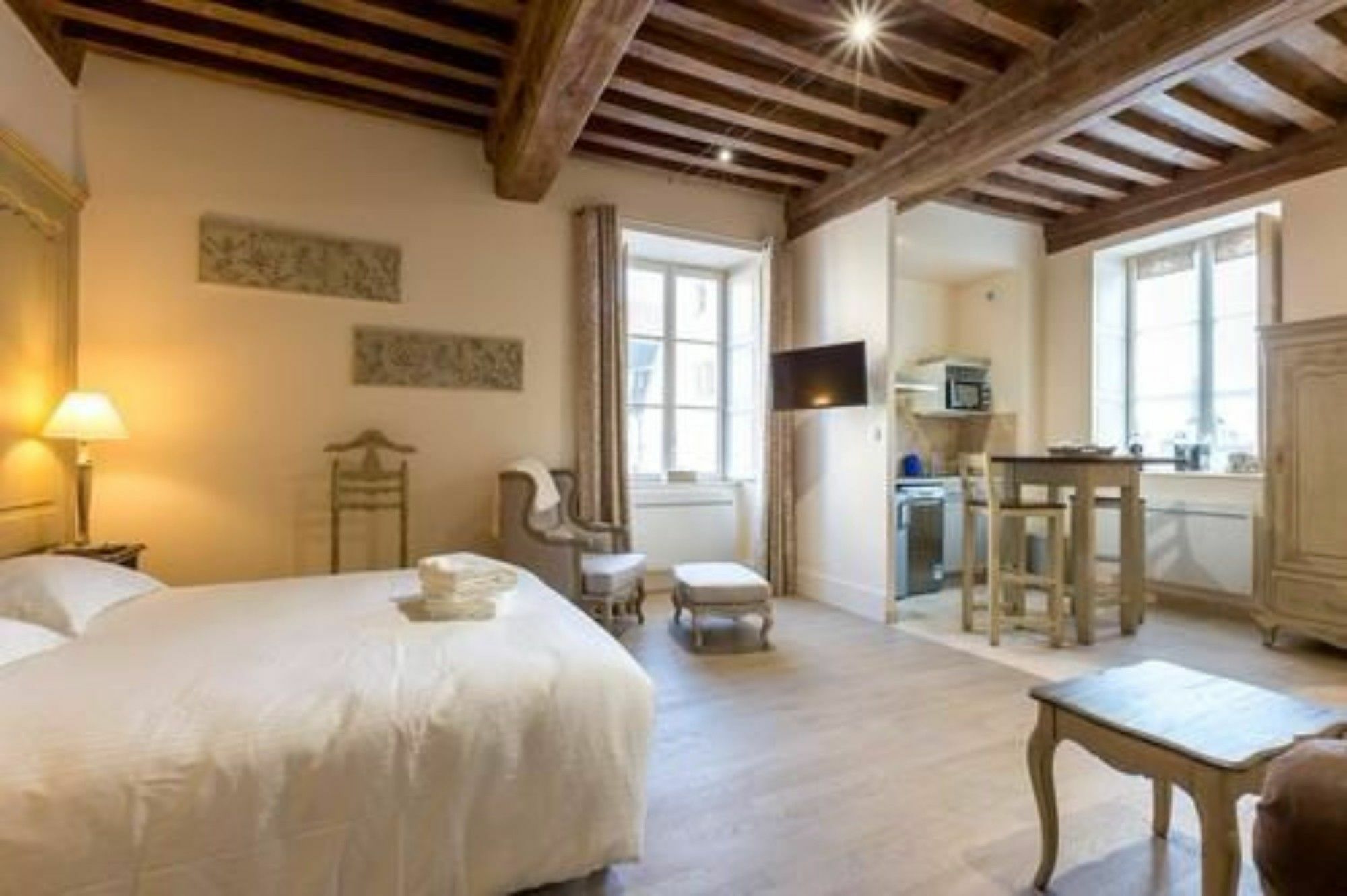 Bed and Breakfast Le Cara Seheiah 1D Beaune  Esterno foto